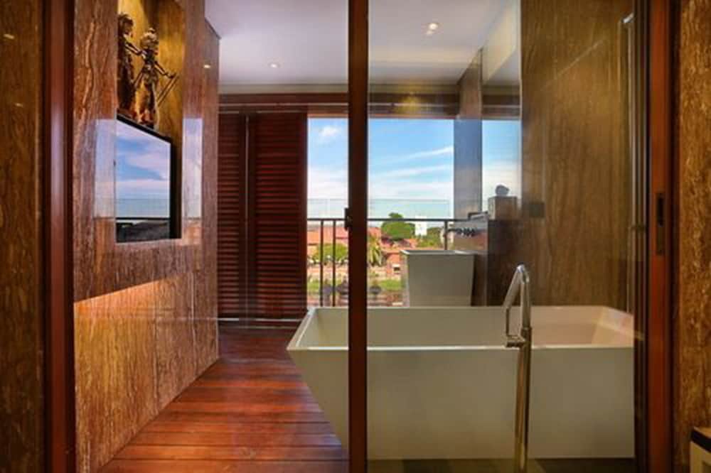 

Bari - Sanur Beach - Mega Boutique Hotel & Spa Bali
