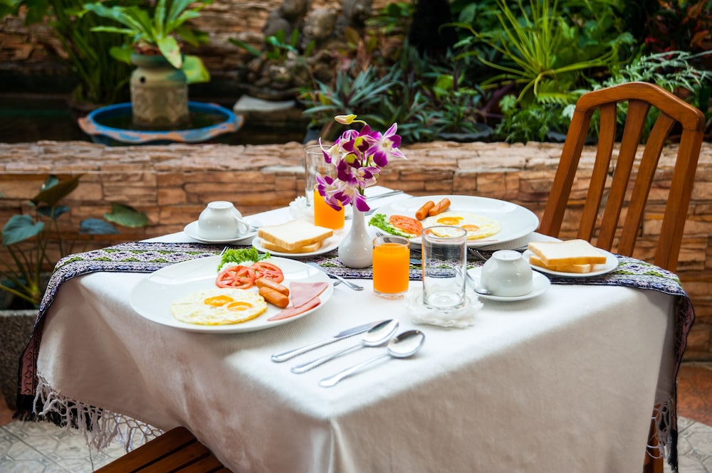 

Milano - Chalong - Crystal Inn Phuket