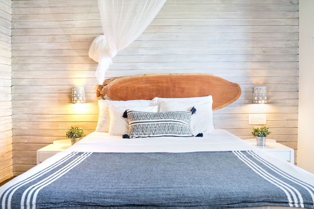 

Milano - Bathsheba - ECO Lifestyle & Lodge