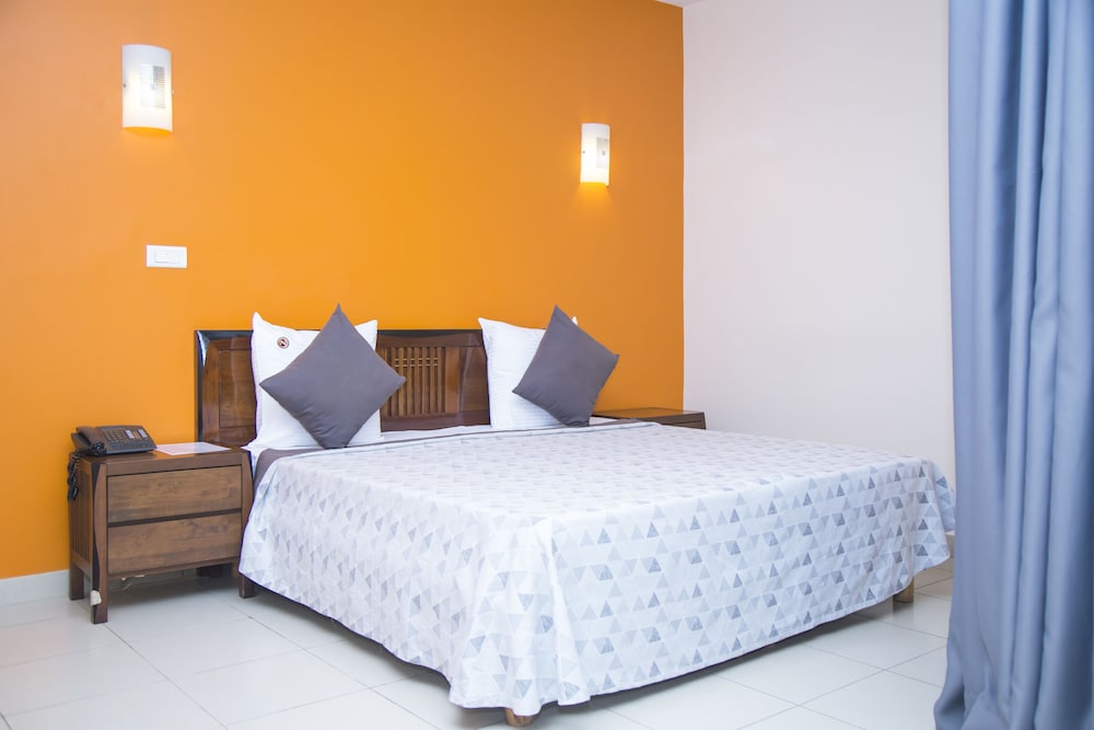 

Milano - Gorée - Le Ndiambour Hôtel et Résidence