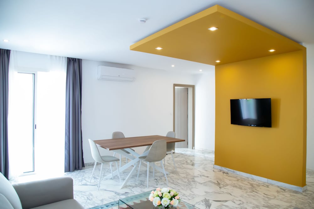

Venezia - Gorée - Le Ndiambour Hôtel et Résidence