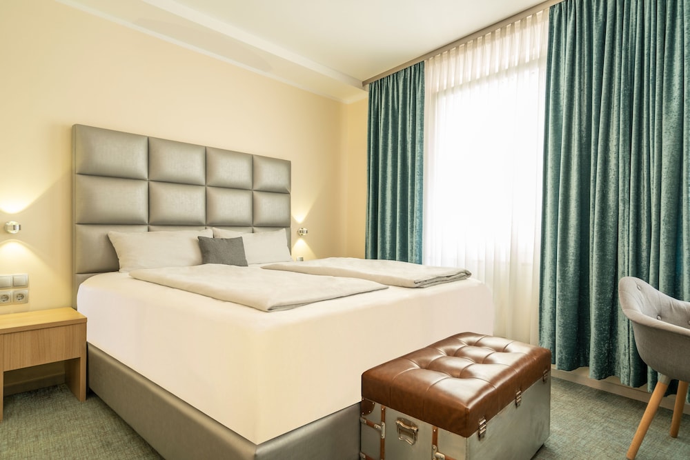 

Catania - Dortmund - NP Hotel Königshof