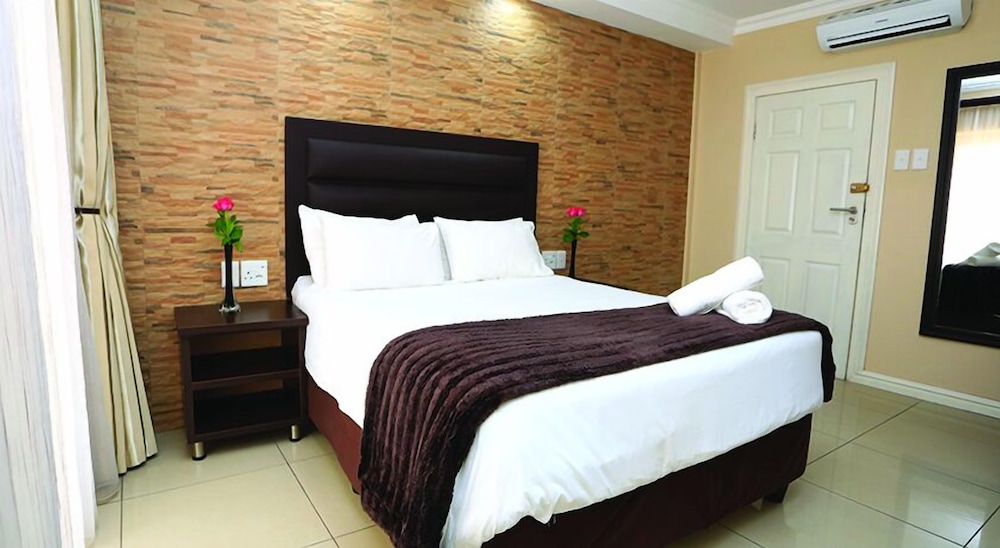 

Milano - Durban - Bayside Hotel Pine Street