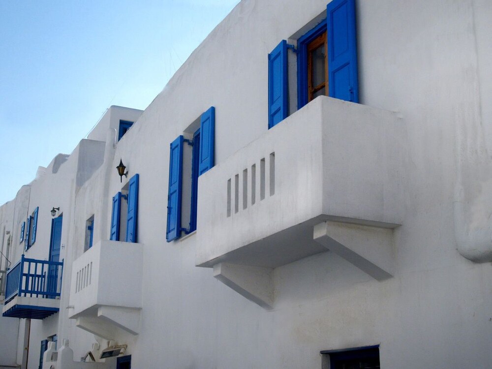 

Roma - Agios Sostis Mykonos - Studio Eleni