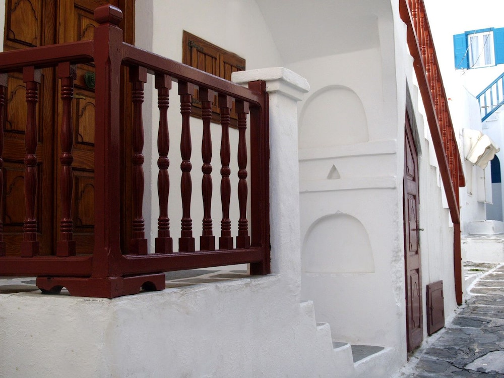 

Genova - Mykonos città - Studio Eleni