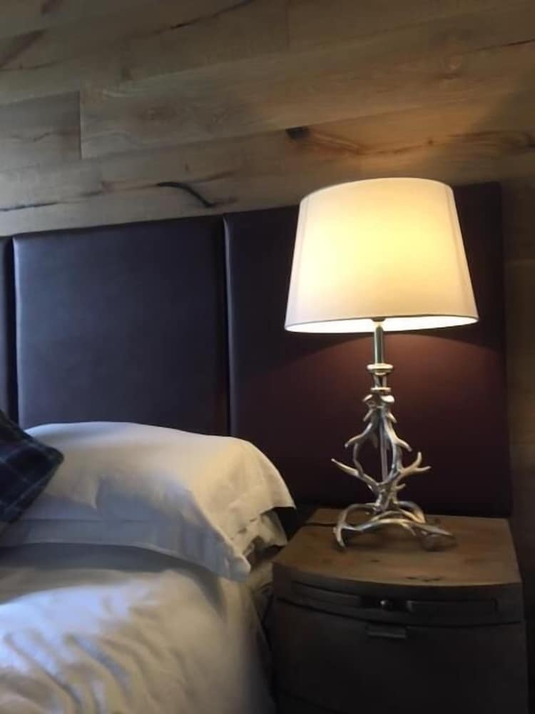 

Roma - Dalkeith - Ravelston House