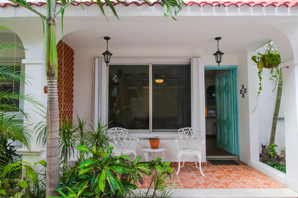 

Napoli - Cozumel - Hotel Villas Colibrí Suites & Bungalows