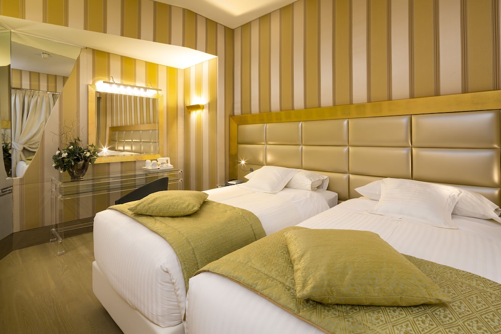 

Napoli - Milano - c-hotels Rubens