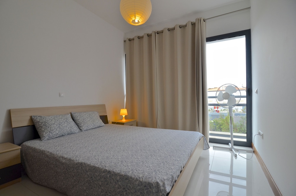 

Venezia - Porto Santo - Vilas Espírito Santo