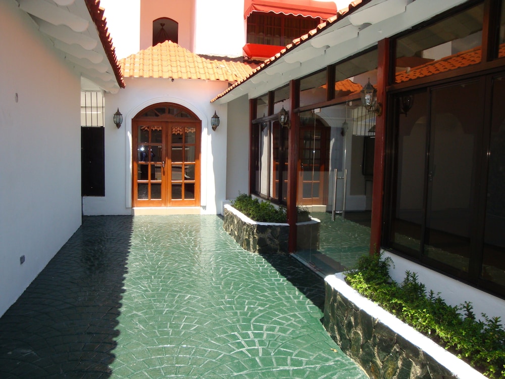 

Roma - Santo Domingo Città - Hotel Santander SD