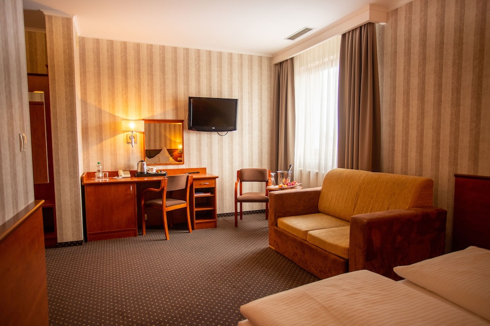 

Bologna - Wroclaw - Premium Hotel Bacero Wrocław