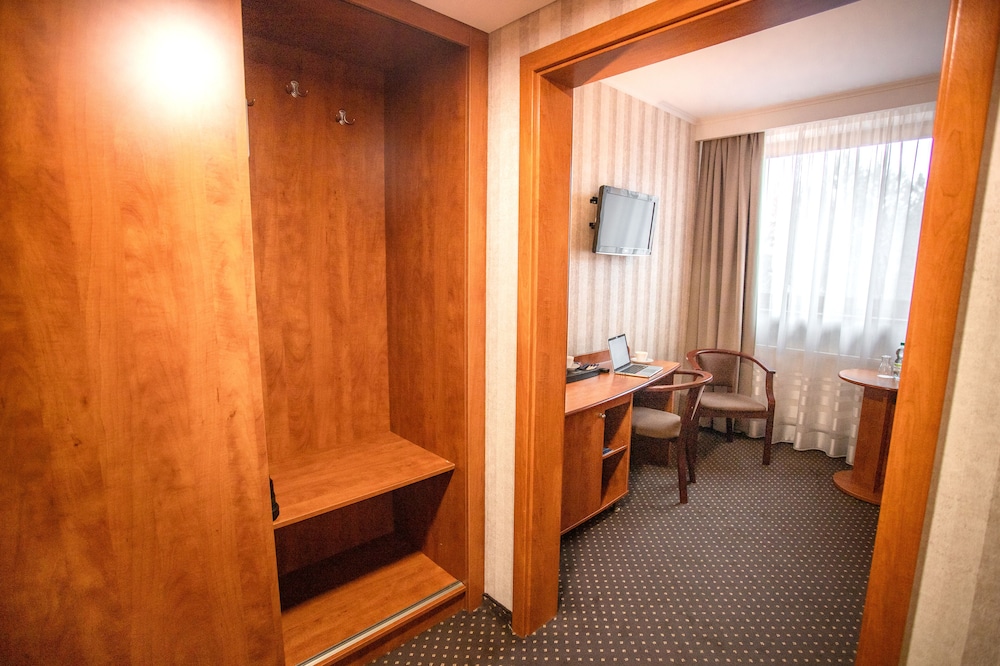 

Torino - Bielany Wrocławskie - Premium Hotel Bacero Wrocław