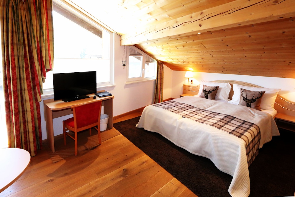 

Napoli - Saas-Fee - Amber Ski-in/out Hotel & Spa