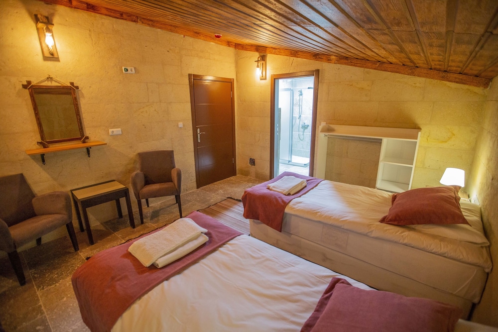 

Catania - Ortahisar - Capiedra Hotel