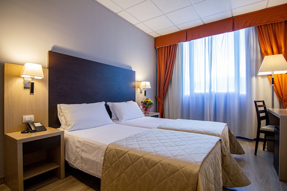 

Bari - Montecatini Terme - Tuscany Inn