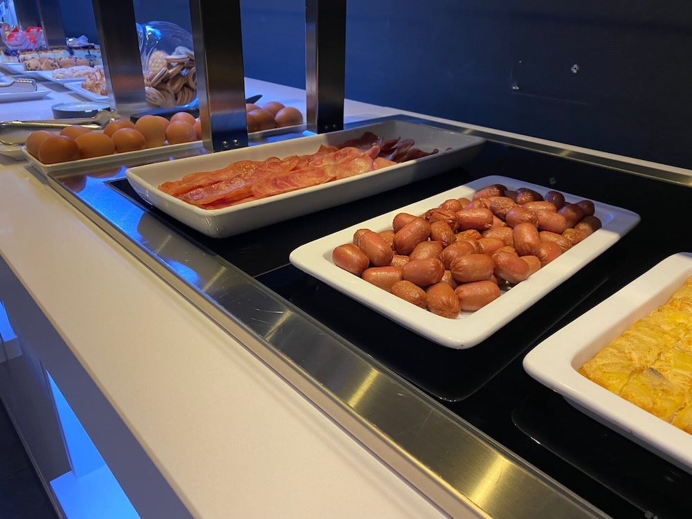 

Napoli - Santa Coloma de Gramenet - HOTEL SANT PAU