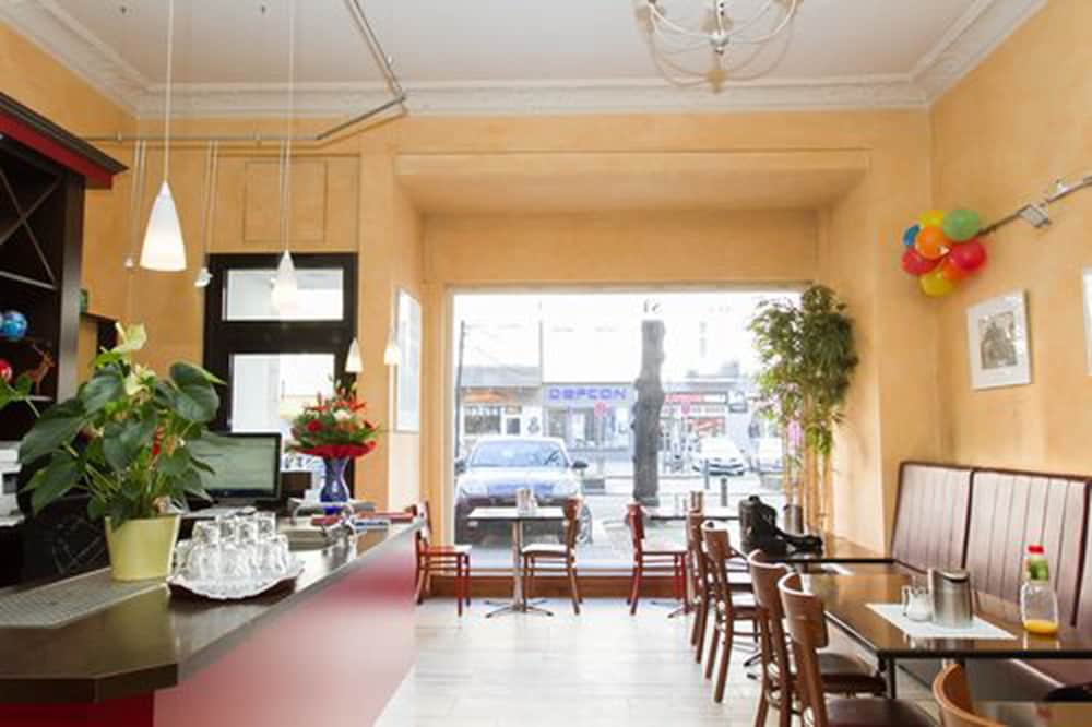 

Catania - Berlino - Hotel Spreewitz am Kurfürstendamm