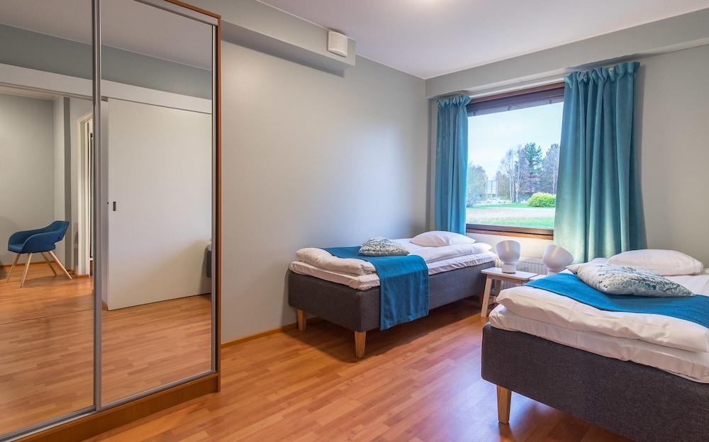

Lamezia Terme - Ivalo - Kultahippu Hotel & Apartments