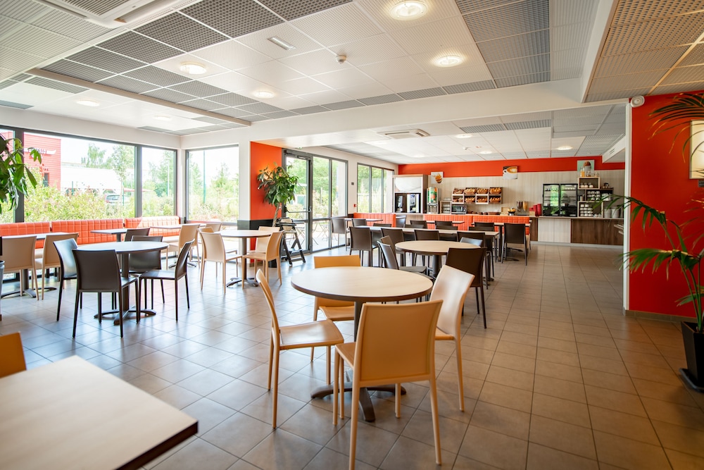 

Bari - Bailly-Romainvilliers - Ace Hôtel Paris Marne La Vallée