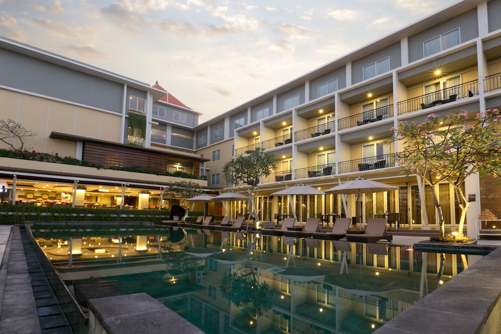 

Cagliari - Legian Beach - The Kana Kuta Hotel
