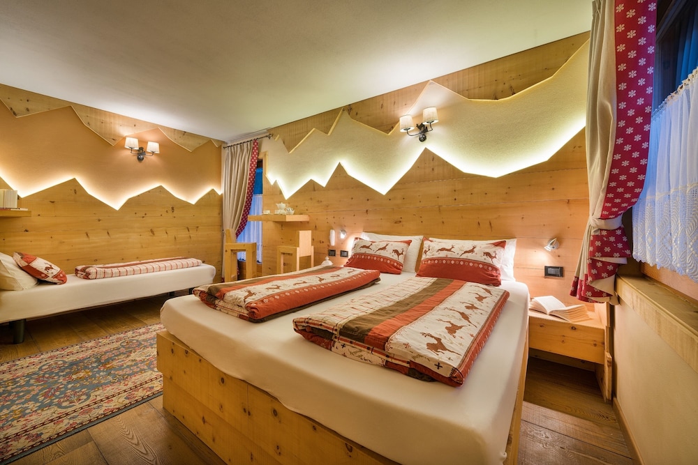 

Palermo - Livigno - Hotel Astra