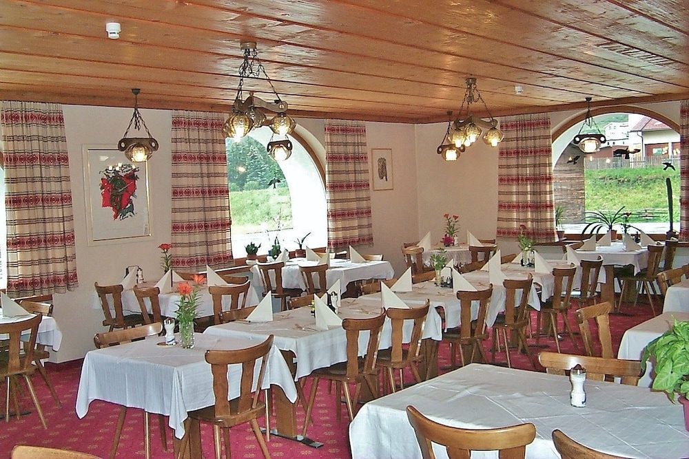 

Napoli - Zernez - Hotel Acla Filli