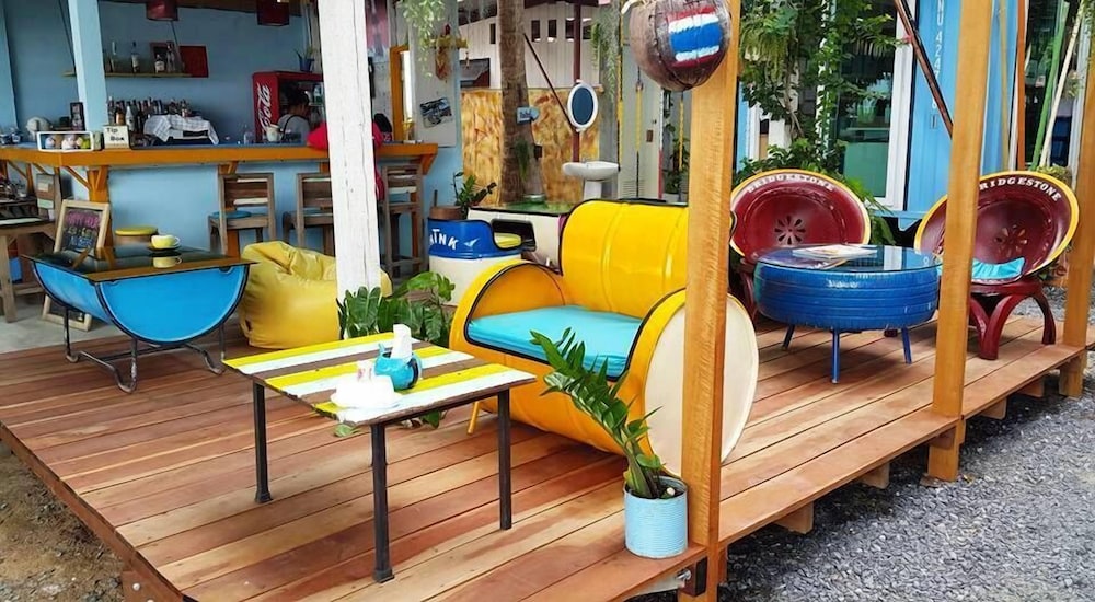 

Milano - Taling Ngam Beach - Koh Samui - Think & Retro Cafe Lipa Noi Samui