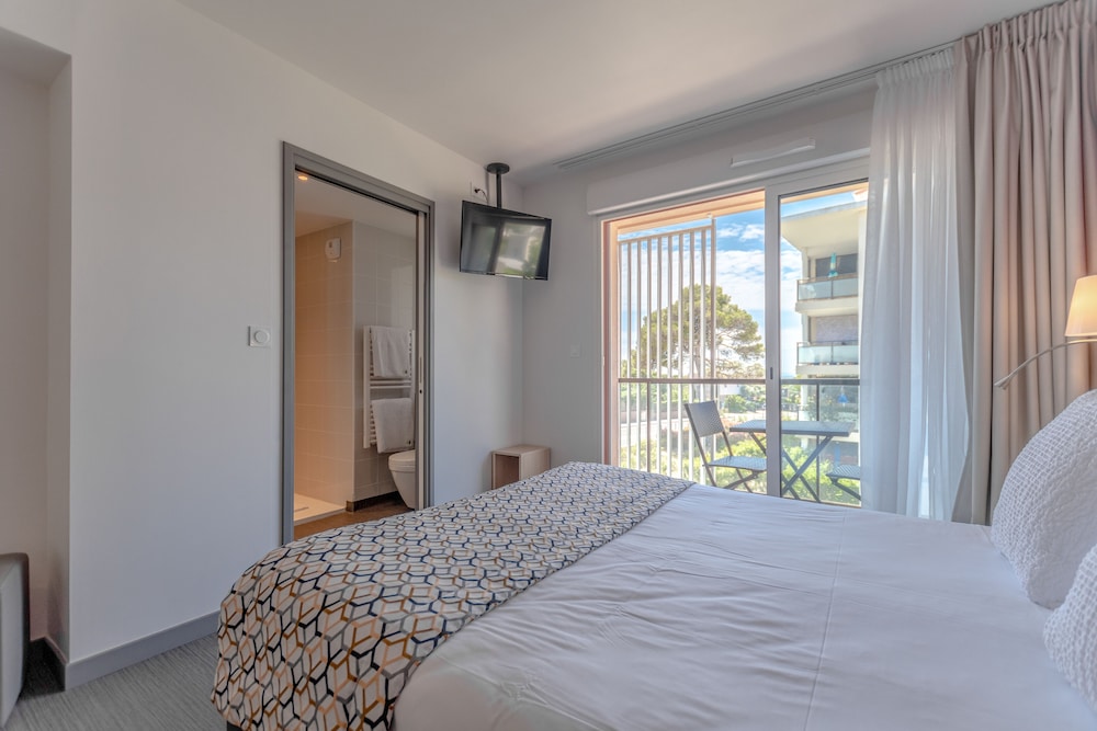 

Roma - Saint-Tropez - Hotel Le Virevent