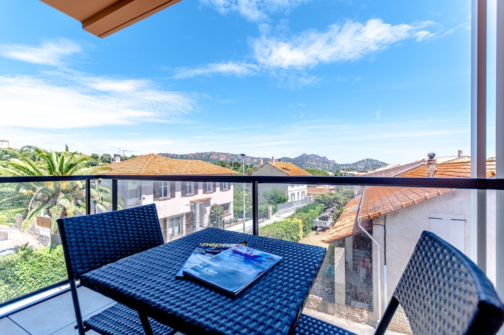 

Milano - Saint-Raphaël, Provence-Alpes-Côte d'Azur - Hotel Le Virevent