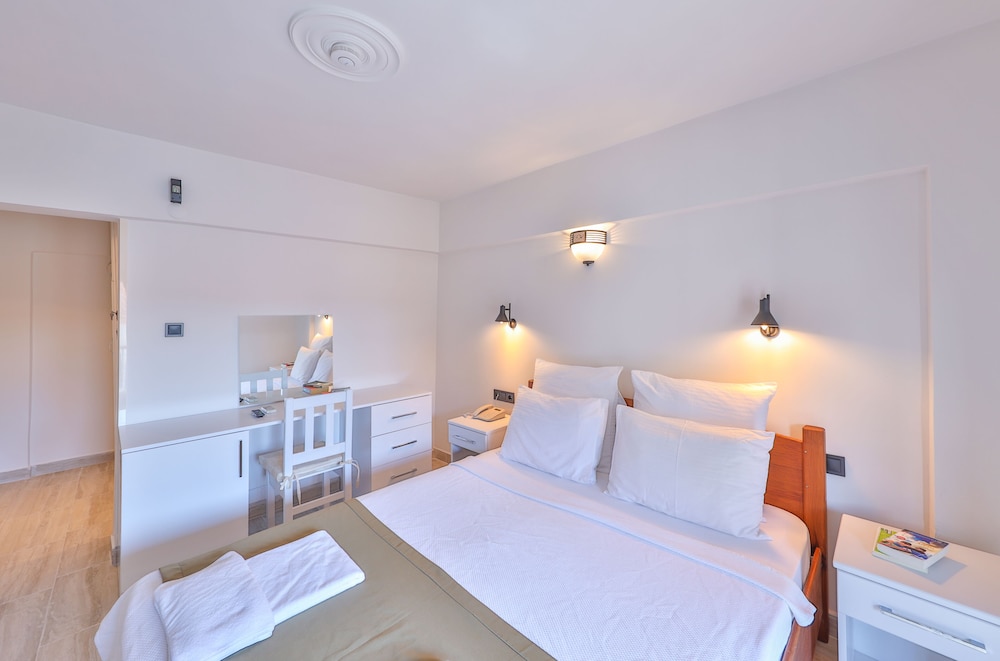 

Milano - Kalkan - Zinbad Hotel Kalkan