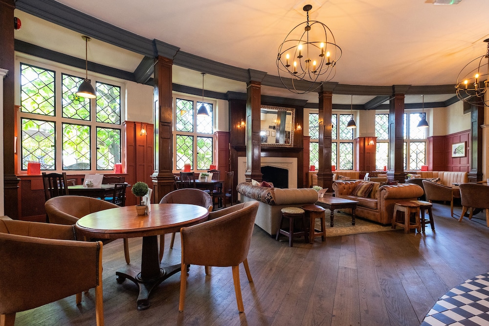 

Trieste - Hounslow - Bridge Hotel