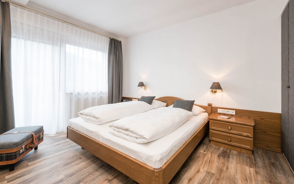

Napoli - Brunico - Boutique Hotel Am Park