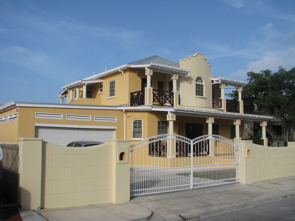 

Milano - Christ Church - Maya's Bajan Villas - Unit B