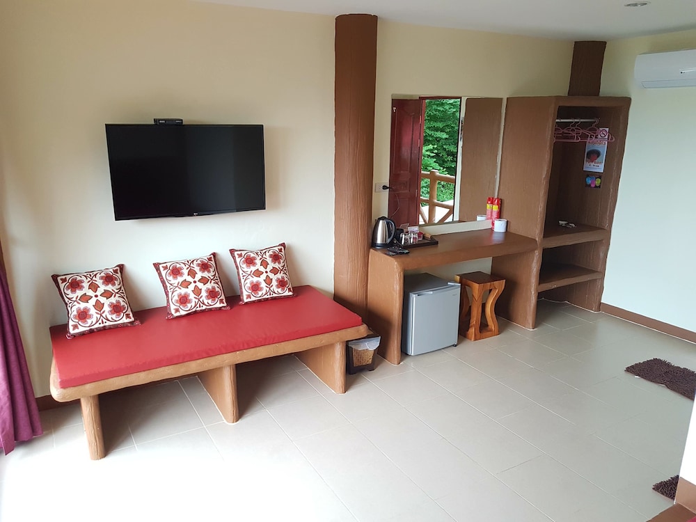 

Roma - Koh Phangan - Moonstone Studio