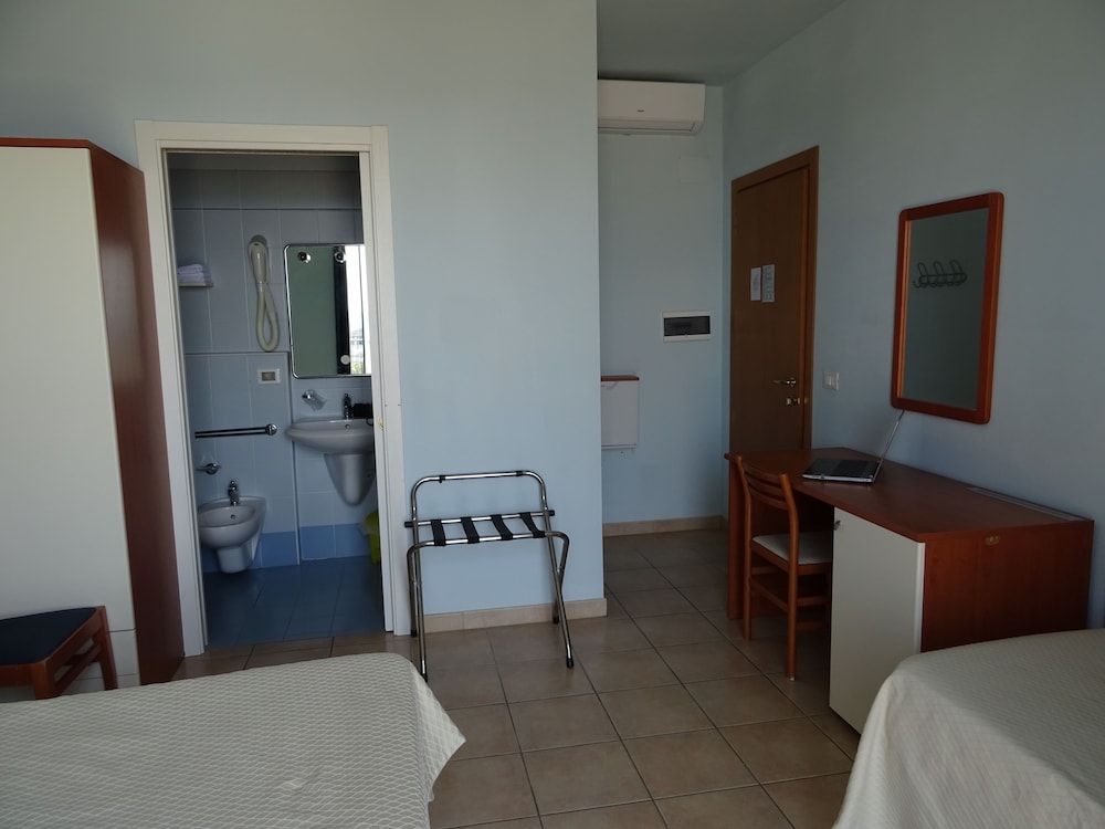

Milano - Forte dei Marmi - Dependance dell'Hotel Sole e Mare
