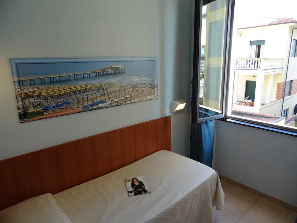 

Milano - Viareggio - Dependance dell'Hotel Sole e Mare