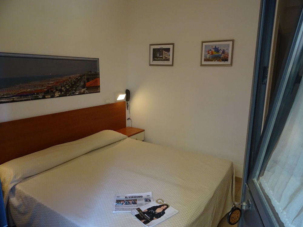 

Palermo - Viareggio - Dependance dell'Hotel Sole e Mare