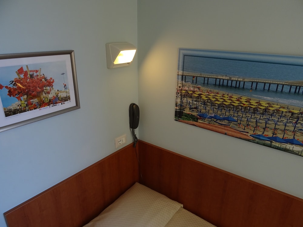 

Napoli - Viareggio - Dependance dell'Hotel Sole e Mare