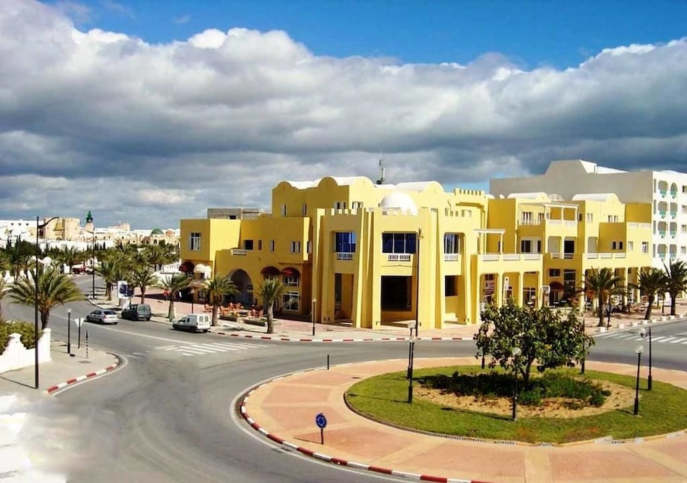 

Napoli - Hammamet - Residence Aladin