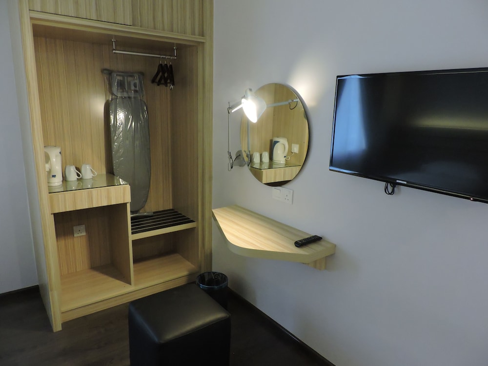 

Milano - Penang - The Blanket Hotel