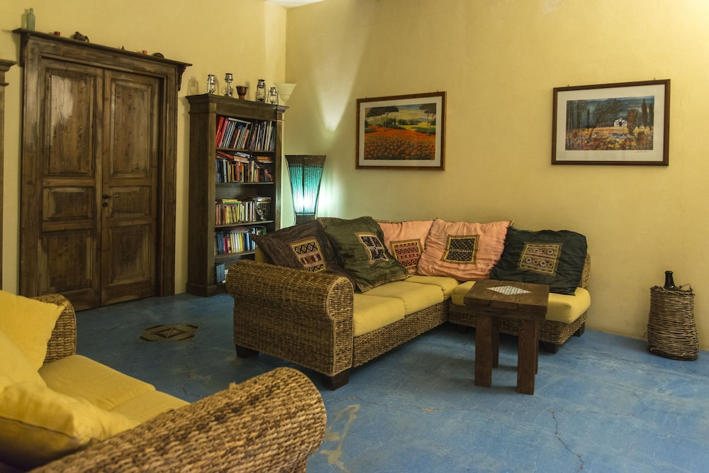 

Lamezia Terme - Salina - Hotel La Locanda Del Postino