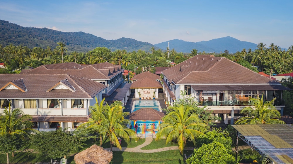 

Milano - Pantai Kok - Alia Residence Business Resort