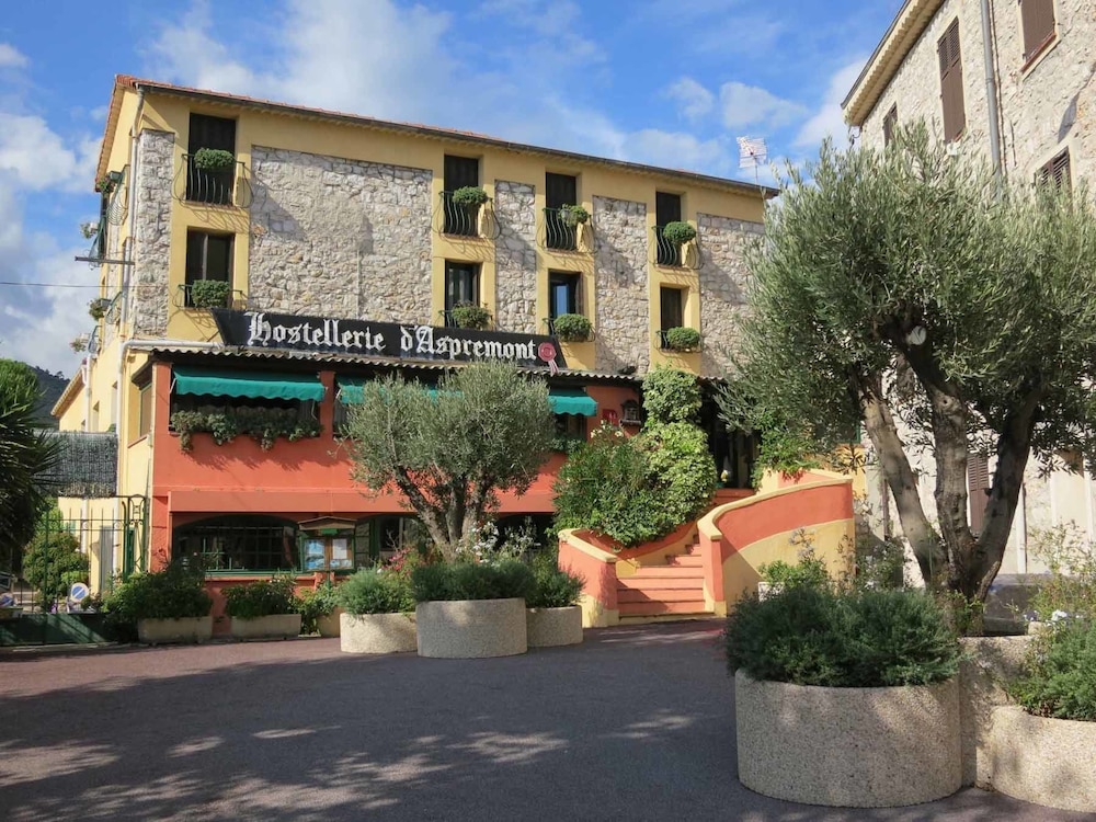 

Roma - Carros - Hostellerie d'Aspremont