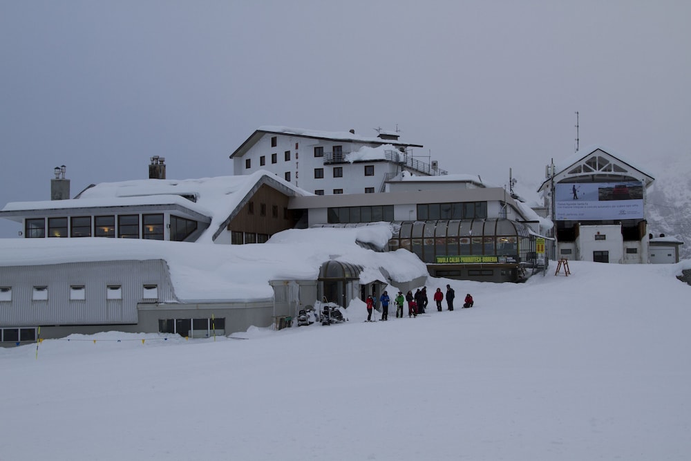 

Napoli - Valle d'Aosta, Montagna Italia - Hotel lo Stambecco