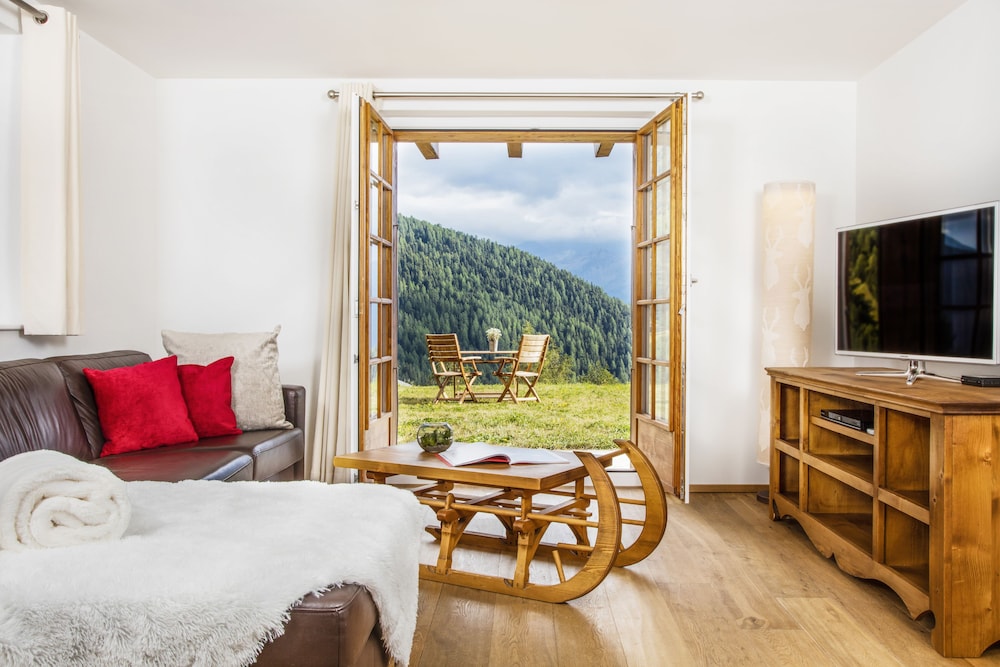 

Bologna - Grimentz - Chandolin Boutique Hotel