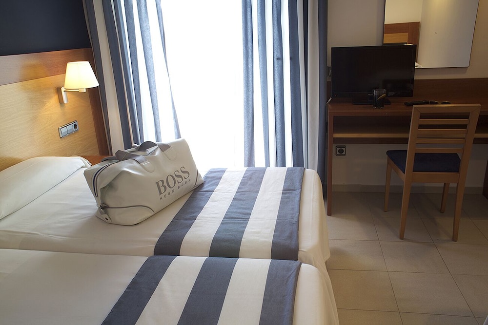 

Milano - Palamós - Hotel Els Pins