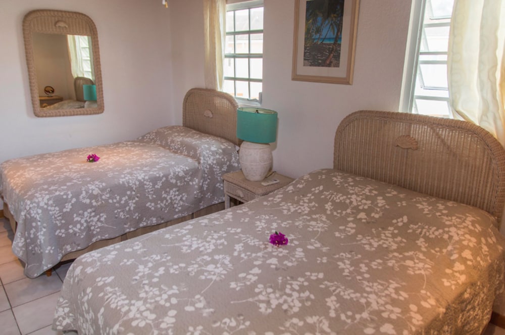 

Venezia - Bolans - HBK Villa Rentals at Jolly Harbour