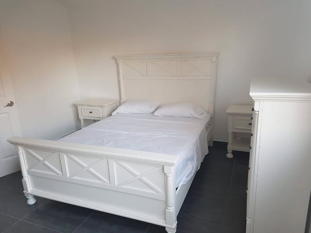 

Venezia - Jolly Harbour - HBK Villa Rentals at Jolly Harbour