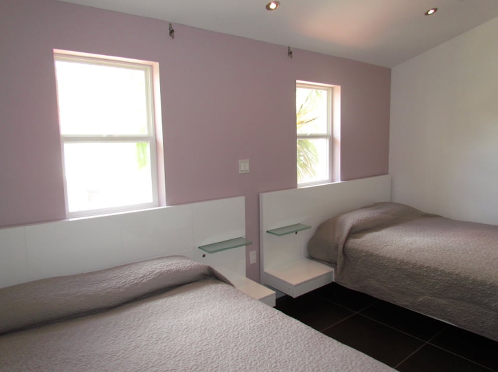 

Roma - Bolans - HBK Villa Rentals at Jolly Harbour