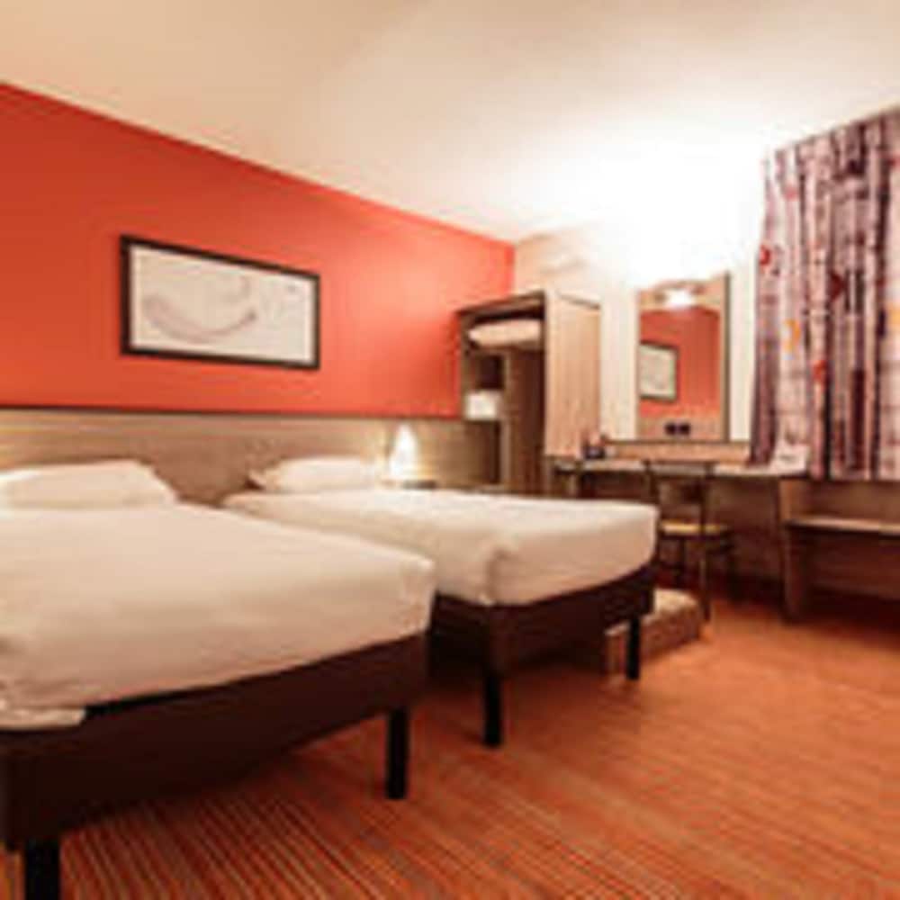 

Milano - Paris Charles de Gaulle - Ace Hôtel Paris Roissy
